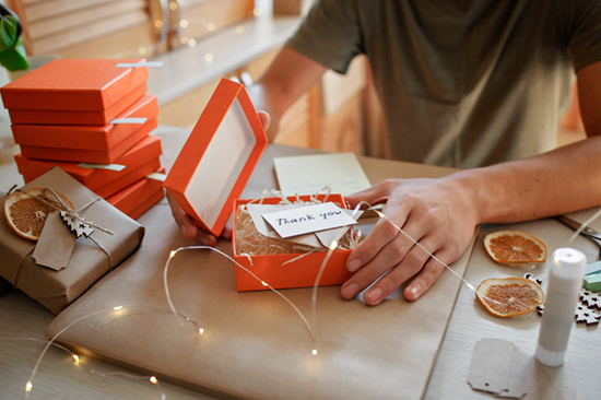 Shop Wrap Gift Web Edit